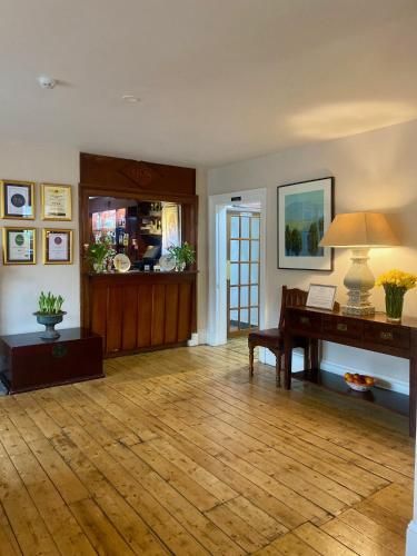 The Gordon Arms Restaurant with Rooms 2