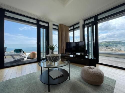 Riviera Apartments - Five Stylish Penthouse Apartments with Unrivalled Sea Views of Teignmouth, Shaldon, The Jurassic Coastline & The Teign Estuary 5 estrelas em Teignmouth