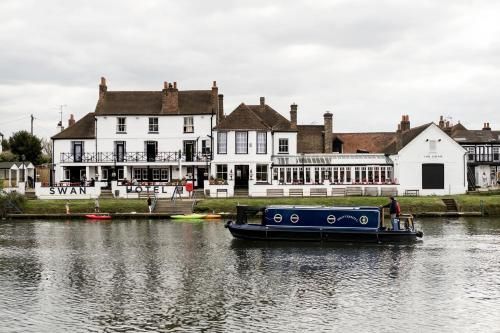 The Swan Hotel 4 estrellas en Staines
