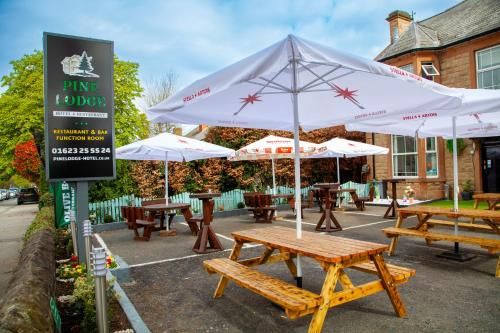 Pine Lodge Hotel & Restaurant Mansfield 2