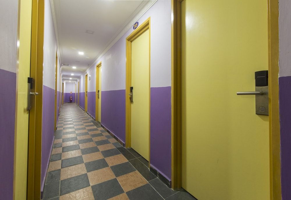 Hotel O Sri Muda Corner Sdn Bhd 2