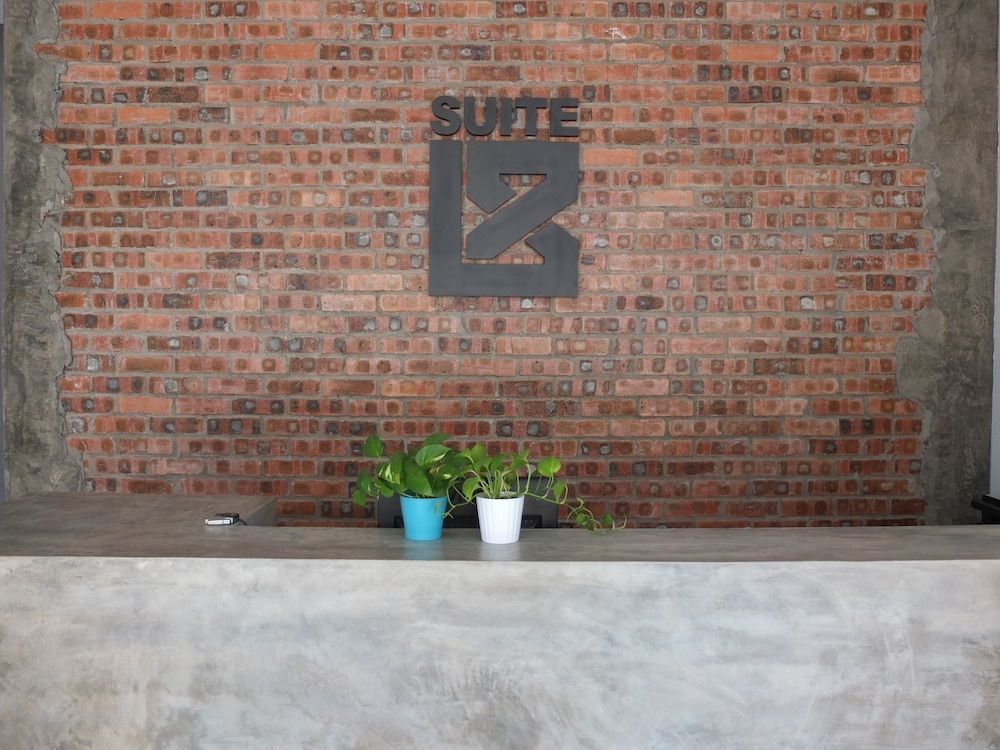Suite 18 Boutique Hotel - Hostel 2