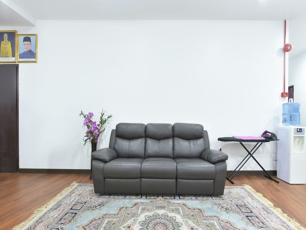 Hotel O Madeena Inn 2