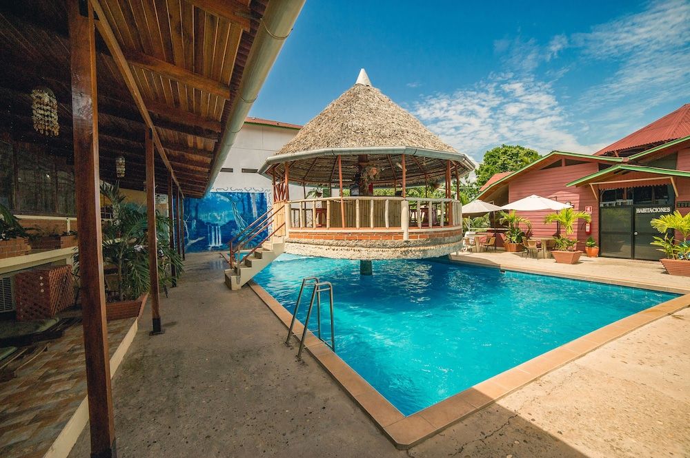 Los Gavilanes Hotel 3 estrelas em Pucallpa