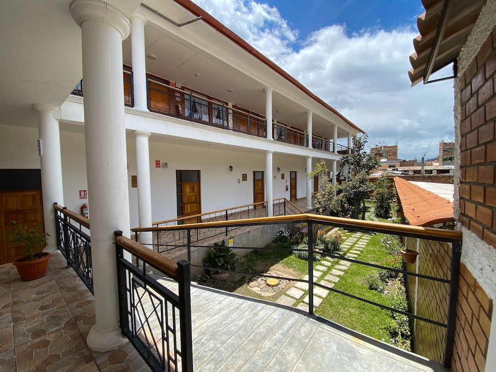 Tupac Hostel Huaraz -1 estrellas en Huaraz
