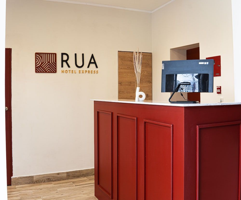 Rua Hoteles - Talara 2