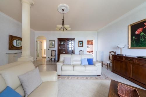 La Ripostiera by BarbarHouse 3