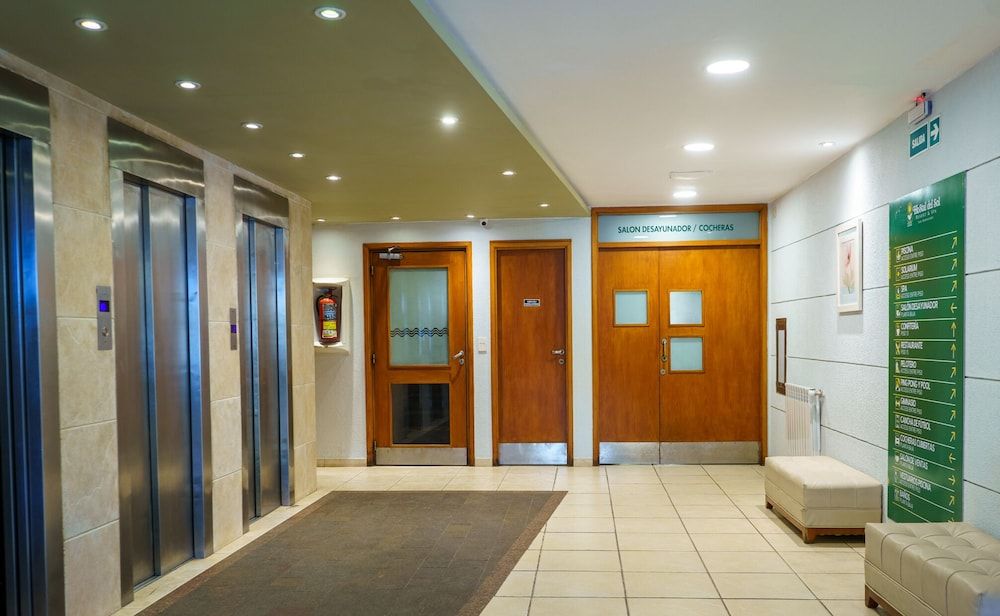 Hostal Del Sol Resort & Spa 2