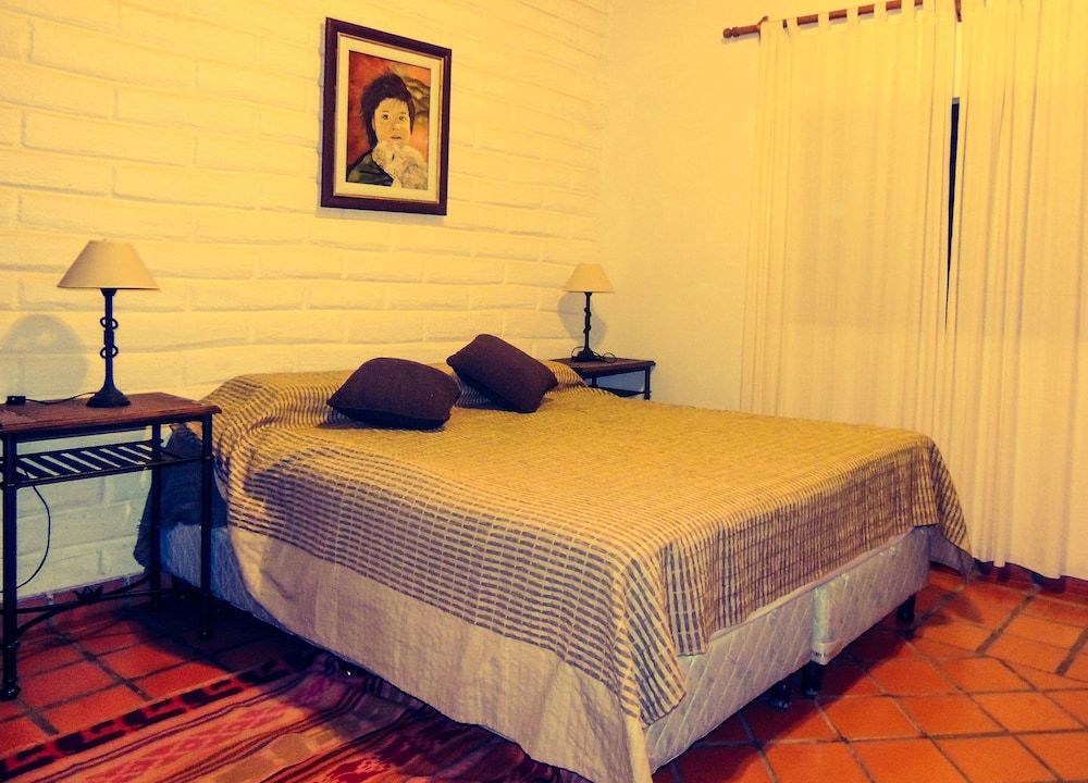 Hostal Tierra de Vinos 3