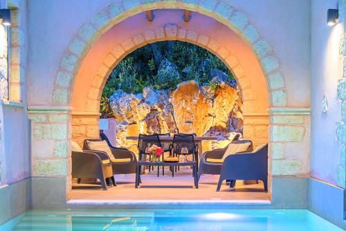 Villa Vardis Heated Pool 2