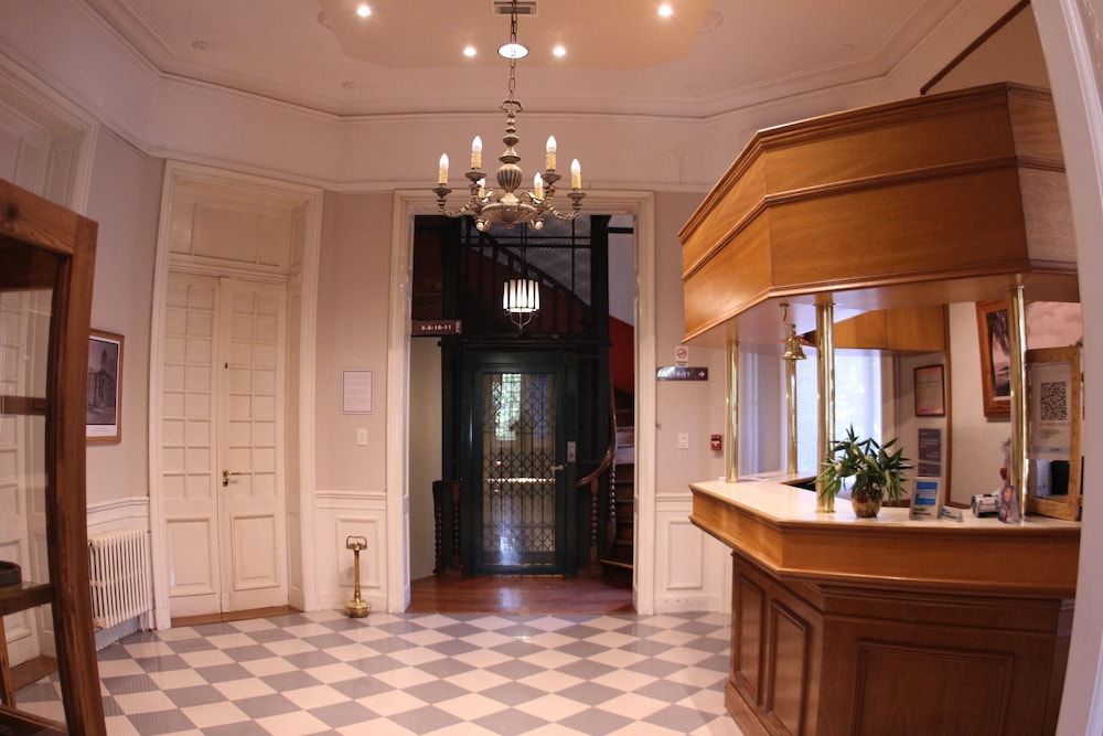 Hotel Vicente Lopez 3