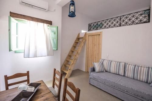 Ailouros Scenic Guest Houses 3