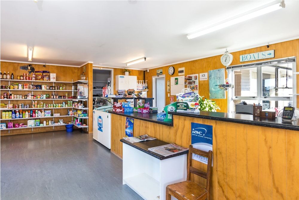 Motutere Bay Top 10 Holiday Park 2