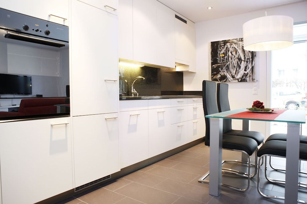 RELOC Serviced Apartments Wallisellen 16 1