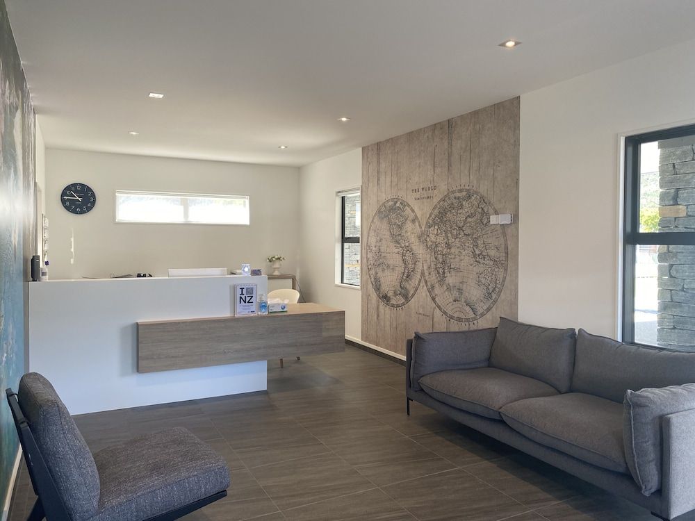 Grand Suites Murchison 2