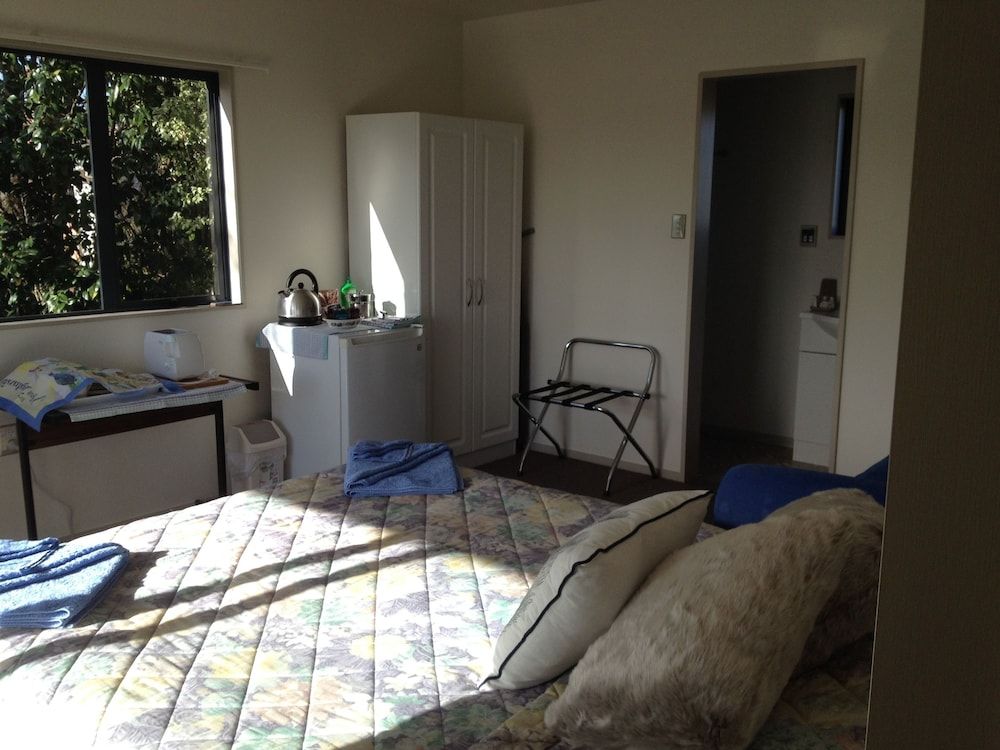 Bluebell Lodge And Cottage 2