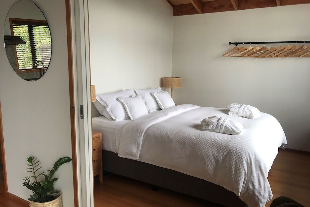 Adrift In Golden Bay 3