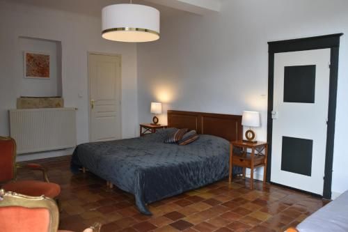 Chambres d'hôtes Ptits Déj inclus - Salle d'eau tout à vous - Parking Privé Gratuit - Centre ville Bergerac 5km - Domaine de Bellevue Cottage en Périgord 3 estrelas em Lembras