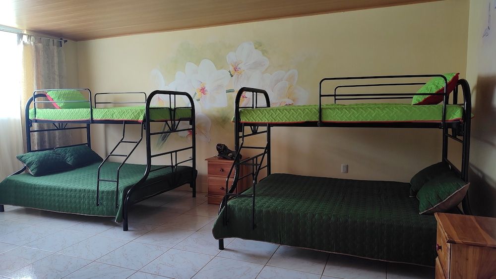 La Tigra Mountain House