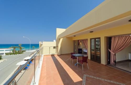 Seafront Protaras Villas 3