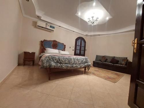 Queen of the pyramids hotel 2