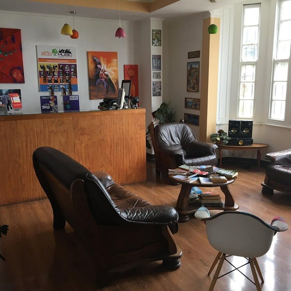 Ecomusic Hotel -1 estrellas en Valparaíso