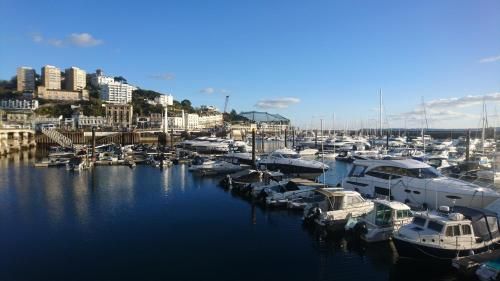 Heathcliff House B&B Exclusively for Adults Free large carpark 2