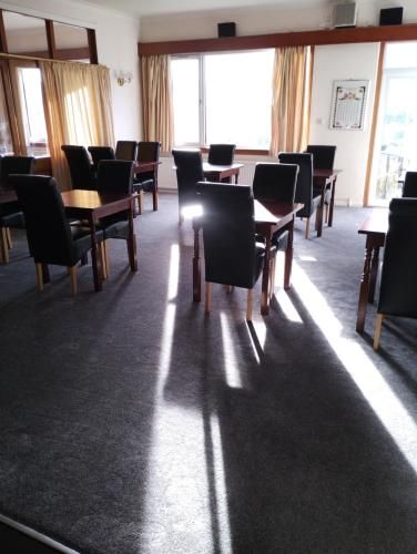 Ravenswood Social Club 2