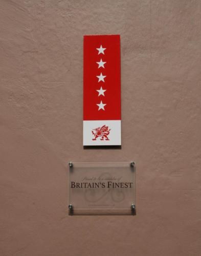 The New White Lion 2