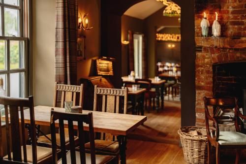 Wheatacre White Lion 2