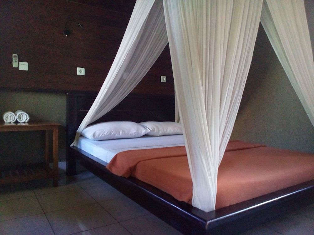 Suka Sari Cottages 3