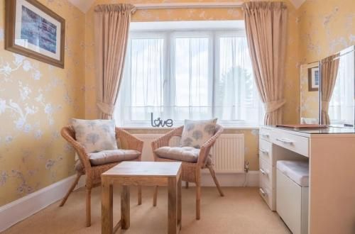 Forest Side Guesthouse 3