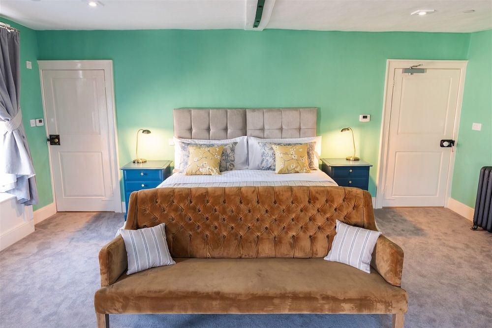 The Boarding House 2