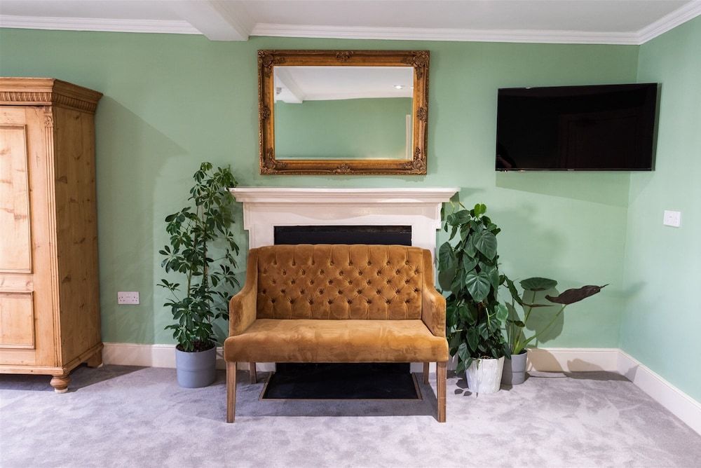 The Boarding House 3