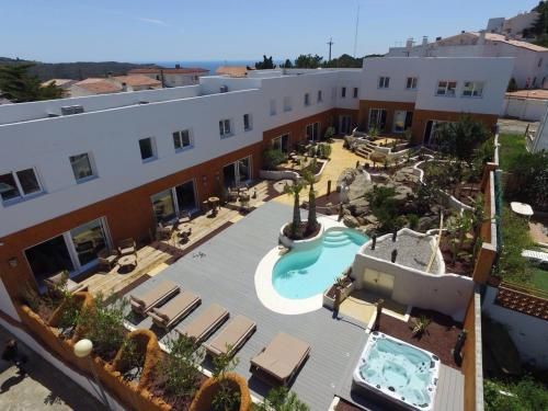 Vista Roses Mar - Villas Batik 1