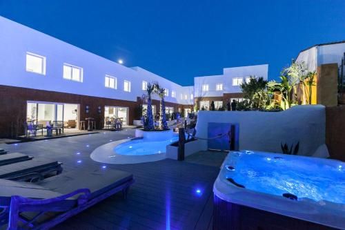 Vista Roses Mar - Villas Batik 3