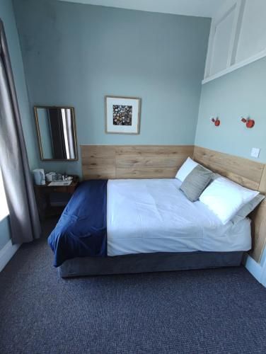 Rolling Wave Guesthouse 2