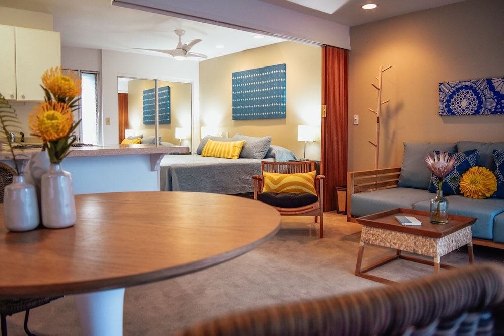 Napili Village Hotel 3