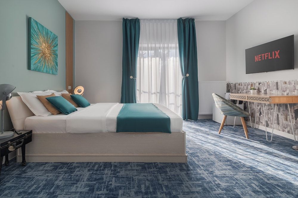 Aria Prestige Boutique 3