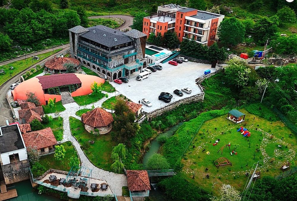 Tskaltubo Epic Hotel & Spa 4 estrelas em Tskaltubo
