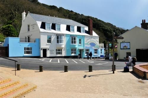 Lulworth Cove Inn 3