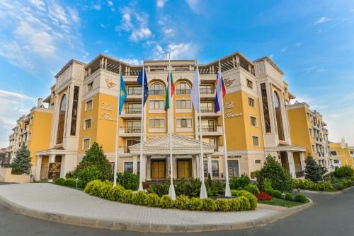 VILLA FLORENCE Boutique Apart Hotel 4 estrelas em Sveti Vlas