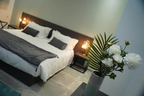 Guest House Capital Inn 2