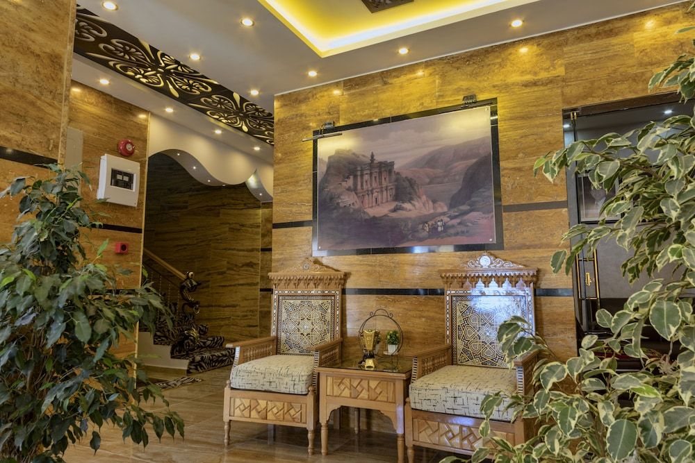 Town Season Hotel 3