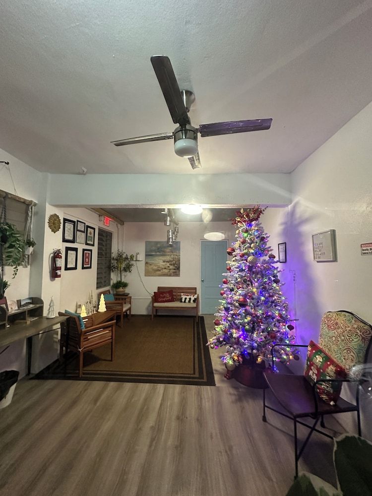 Vieques Tropical Guest House 2