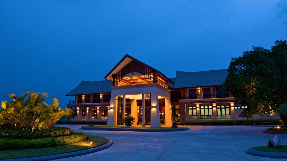 Emerald Palace Hotel 4 estrellas en Nay Pyi Taw