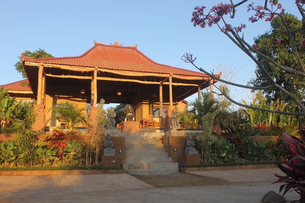 Eliska Sari Bungalows 2