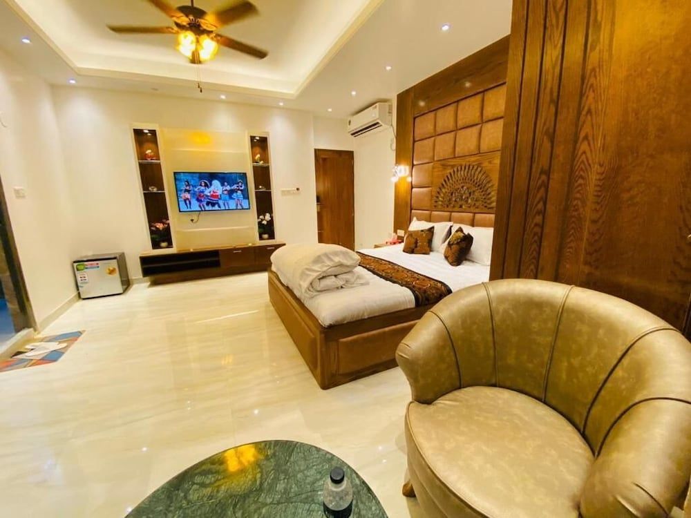 Beach Queen Resort 2