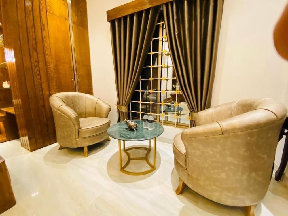 Beach Queen Resort 3