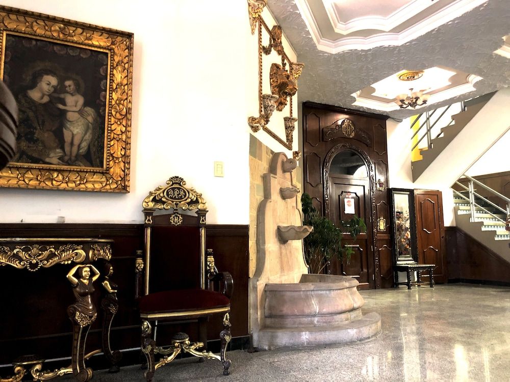 The Rooftop Hostel Bolivia 3